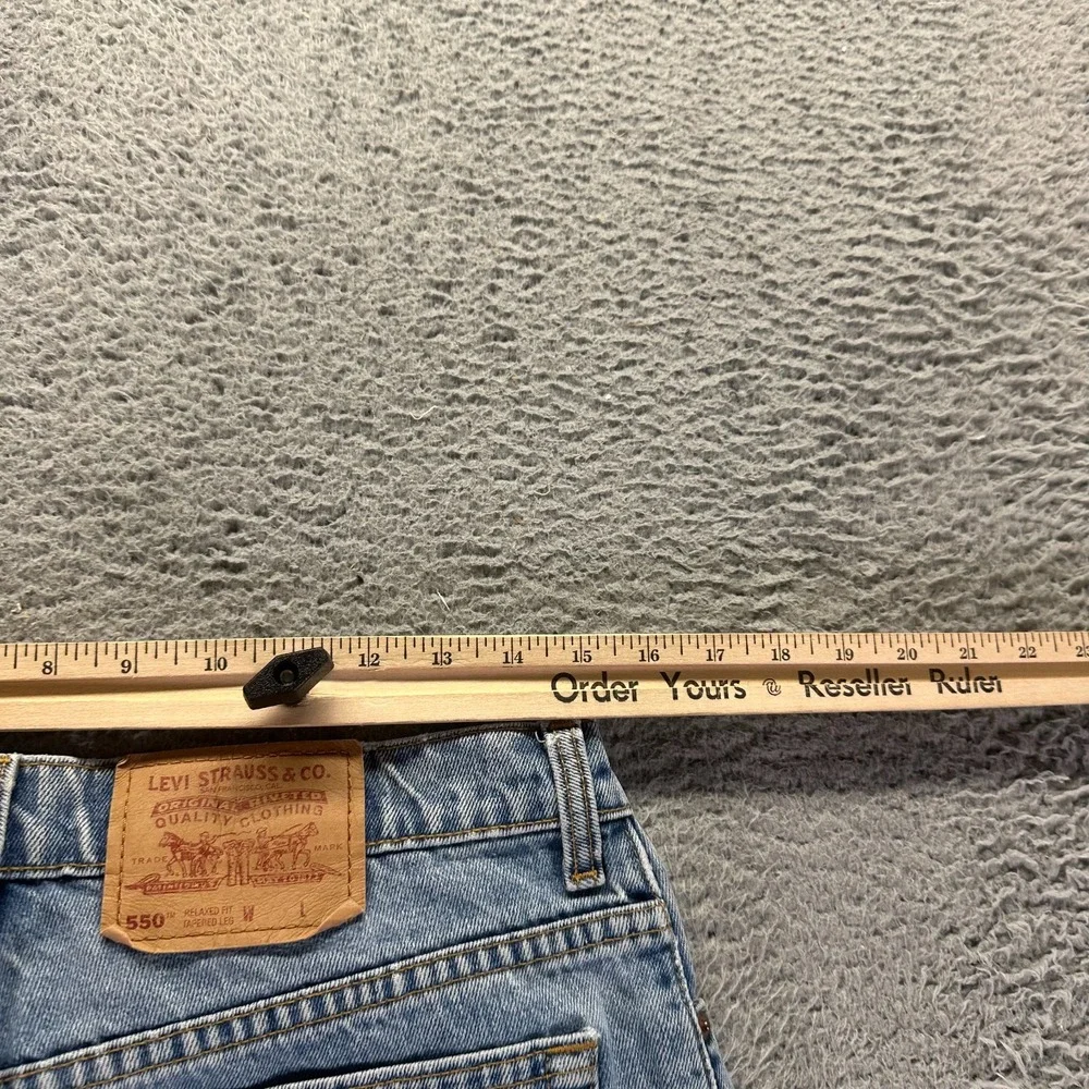 Vintage Levi's 550 Jeans Womens 32x32 Blue Cotton Denim Tapered Relaxed Workwear